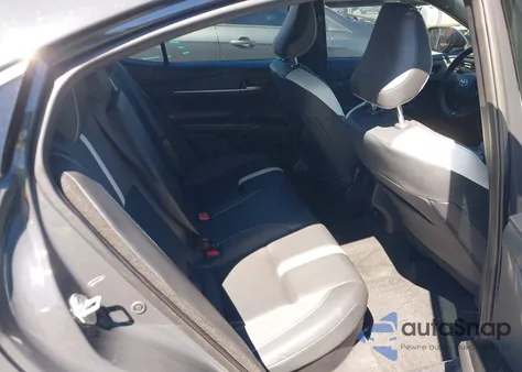 2025 Toyota Camry Se z USA, uszkodzony, nr VIN 4T1DAACKXSU524698